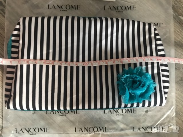 Несесер Lancome-Paris , Oригинален , снимка 16 - Подаръци за жени - 26396020