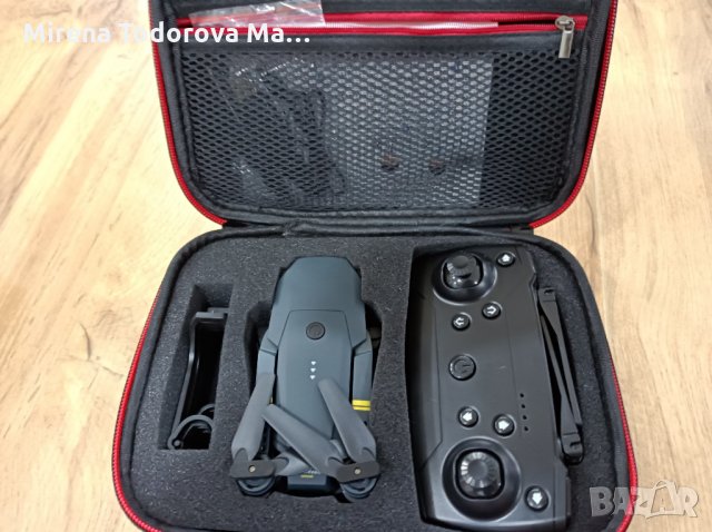 Сгъваем дрон DroneX Pro,WIFI FPV, 3D flip, 720P широкоъгълна камера, G сензор, Черен + case, снимка 2 - Дронове и аксесоари - 35037794