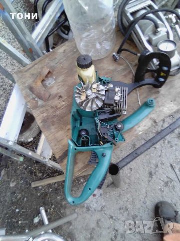 Моторен трион МАКИТА части, снимка 2 - Градинска техника - 28774291