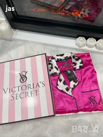 Сатенена пижама Victoria’s Secrer