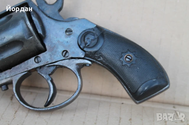 Револвер ''булдог'' , снимка 8 - Антикварни и старинни предмети - 51019221