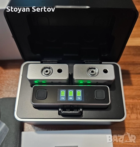 Ulanzi AM18 — 2 микрофона + приемник, тип влогърски, снимка 6 - Микрофони - 52877531