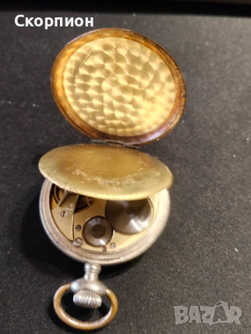 Джобен часовник - JUNGHANS - ГЕРМАНИЯ - ПРОМОЦИЯ с посребрени капаци позлата., снимка 7 - Джобни - 48361755