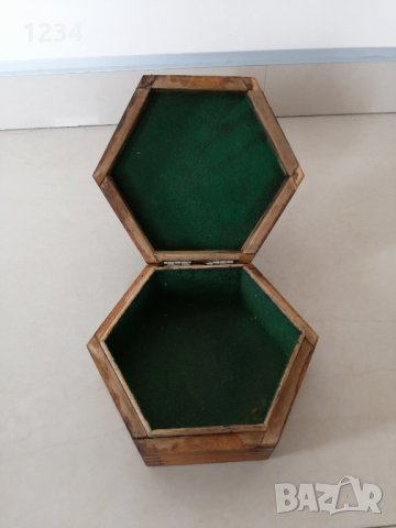 Шестоъгълна дървена кутия със страна 7 см. h 5.5 см. , снимка 2 - Други стоки за дома - 32536361