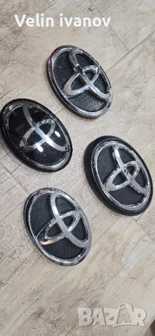 емблеми за тойота хайлукс