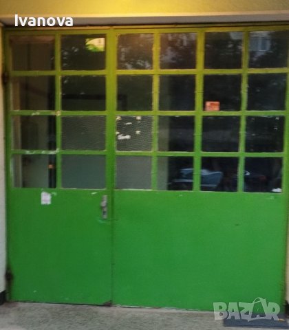  метална входна врата от жилищен блок