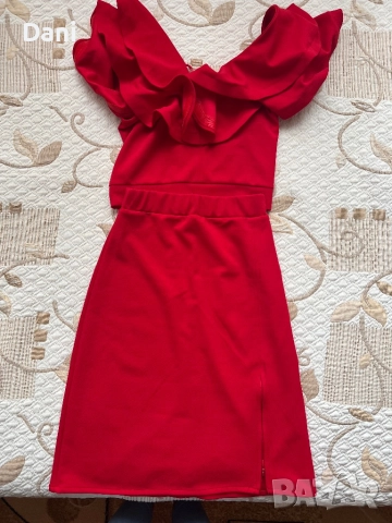 Сет от две части в червен цвят 