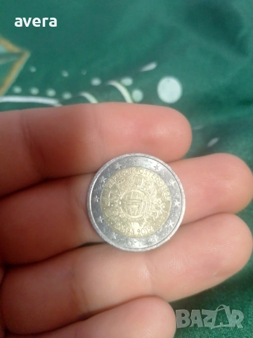 Монета от две евро 