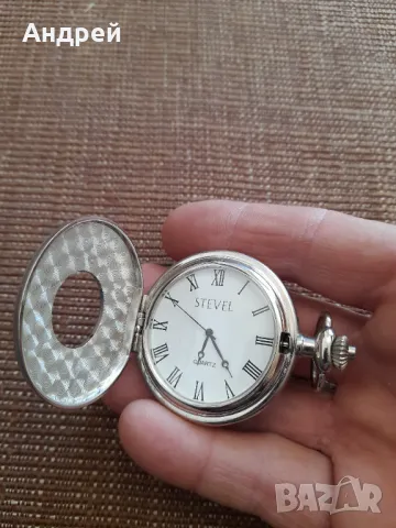 Часовник Stevel Quartz, снимка 2 - Антикварни и старинни предмети - 47980261