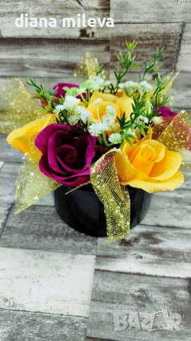 Кашпа с рози от креп хартия!!, снимка 5 - Декорация за дома - 53133030