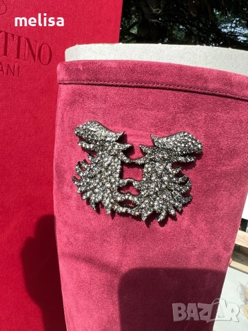 Намалени!  1350 лв  Valentino Garavani  Оригинал  Ботуши велур, снимка 4 - Дамски ботуши - 53392442