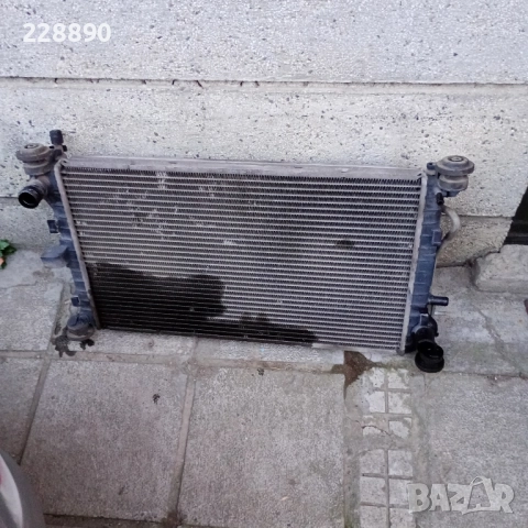 Два радиатора за Форд фокус , снимка 2 - Части - 50385384