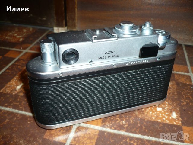 Стар руски фотоапарат Зоркии 4K и кинокамера Quartz 5 , снимка 5 - Други ценни предмети - 29034165