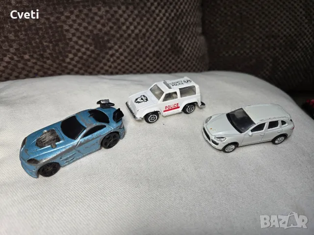 Лот метални колички 30 лв., снимка 4 - Коли, камиони, мотори, писти - 48979515