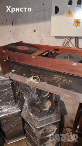 Радио Акорд 102-71, снимка 4 - Радиокасетофони, транзистори - 51836235