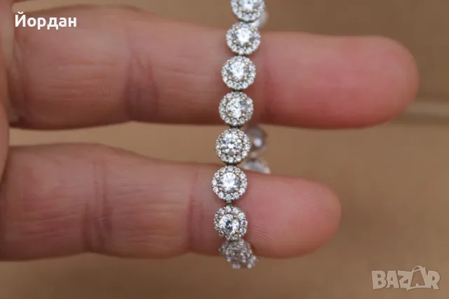 Дамска  гривна от бяло злато , снимка 10 - Гривни - 49771384