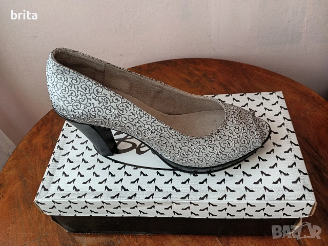 Нови! №39 Сребристи Обувки на ток , снимка 6 - Дамски обувки на ток - 53042291