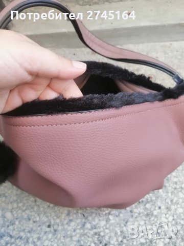 Нова чанта с пухче , снимка 3 - Чанти - 42976681