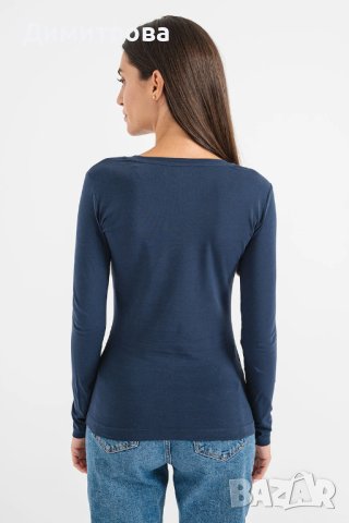 Блуза с лого Guess с декоративни камъни, снимка 4 - Тениски - 43621247