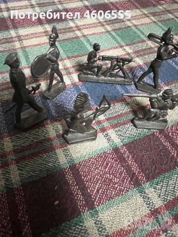 Метални фигури на войници., снимка 3 - Колекции - 52020579