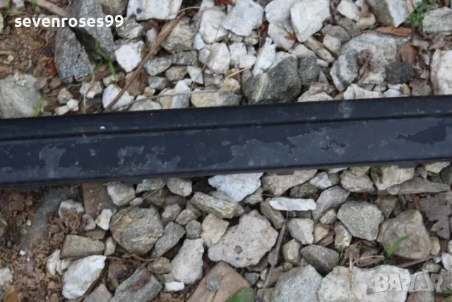 Лайсна централна предна броня Фолксваген Шаран 2002 VW Sharan, снимка 3 - Части - 47530900