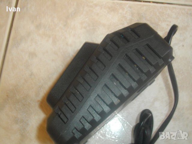 Зарядно-16,8 Волта-Литий-Йон-Тип Шейна-Немско-Ново-Meister-16,8 V-Li-ion-2,0A-56W-Germany, снимка 7 - Винтоверти - 33595114