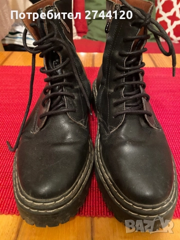 Дамски кожени боти номер 37