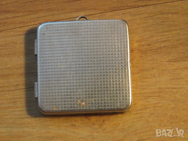 Старинен медальон с тайник  - Свети мъченик Христофор пресича поток и носи дете Исус Христос бог, снимка 2 - Колиета, медальони, синджири - 33578301