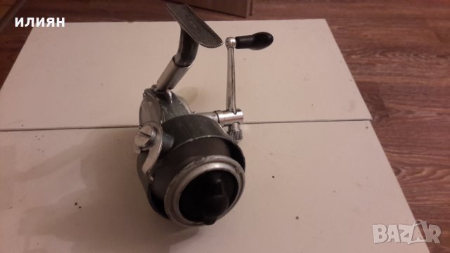 Рибарска макара Японска работи но и липсва скобата , снимка 3 - Макари - 26387097