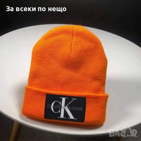 Дамска зимна шапка Calvin Klein - Различни цветове, снимка 3 - Шапки - 43238304