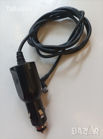 Зарядно за навигация и други устройства Том Том, снимка 4 - Друга електроника - 37855680