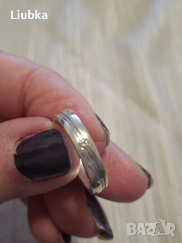 сребърна халка с цирконче