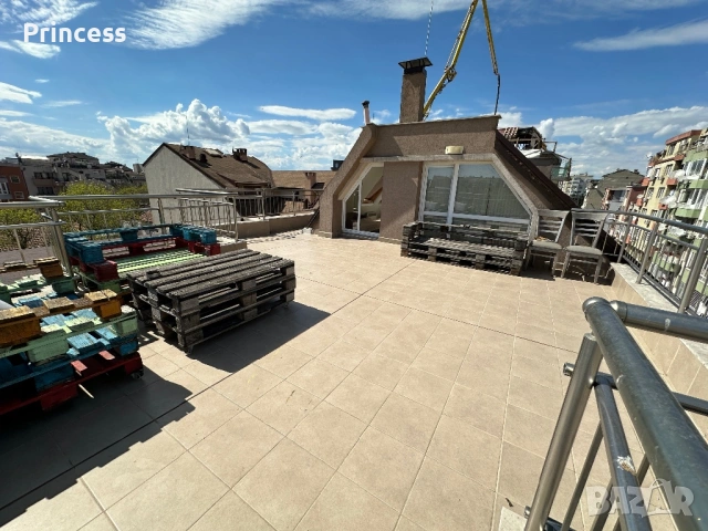 Тристаен апартамент Колхозен пазар, снимка 9 - Апартаменти - 53179400