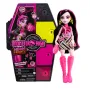 Оригинална кукла Monster High Neon Frights - Draculaura / 19+ изненади, снимка 3