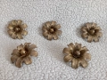 Пет броя месингови цветя - орнаменти месинг, снимка 1