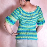 Ръчно плетена дамска блуза на една кука, снимка 2 - Корсети, бюстиета, топове - 32610663