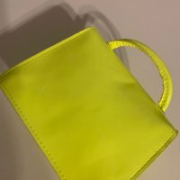 Малка чанта цвят лайм, снимка 3 - Чанти - 43614355