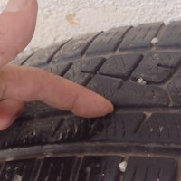 Зимни гуми за джип , снимка 1 - Гуми и джанти - 43466301