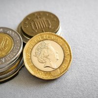 Монета - Великобритания - 1 паунд | 2016г., снимка 2 - Нумизматика и бонистика - 43448480