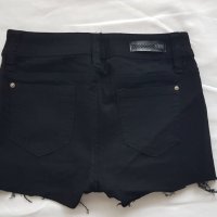 Черни къси панталони, XS, YMI, снимка 2 - Къси панталони и бермуди - 35594177