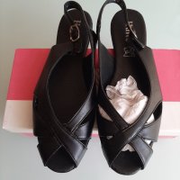 Ефектни дамски сандали с нисък ток, размер 37.НОВИ., снимка 1 - Сандали - 28625045