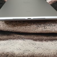 iPad 5 WIFI 32GB Space Gray, снимка 5 - Таблети - 42991955