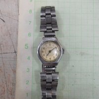 Часовник "ЗАРЯ" ръчен дамски механичен съветски работещ - 7, снимка 1 - Дамски - 33608652