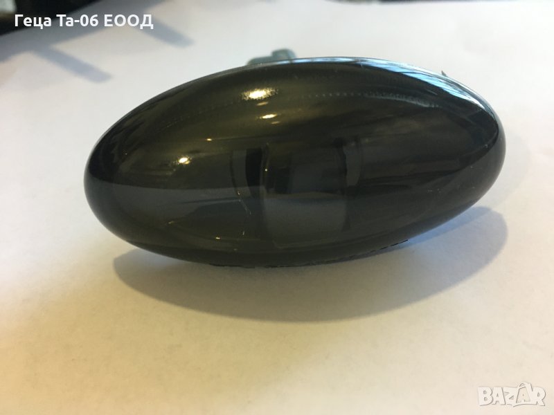 Peugeot 607 / Кристален страничен затъмнен мигач за Пежо 607, снимка 1