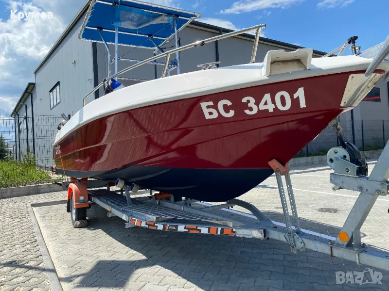 Лодка готова за сезона, снимка 1