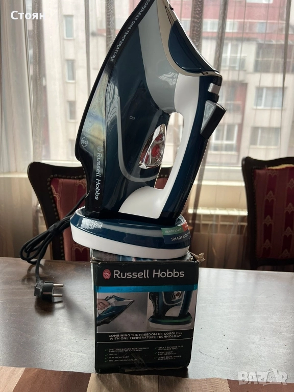 Безжична ютия Russel Hobbs, снимка 1