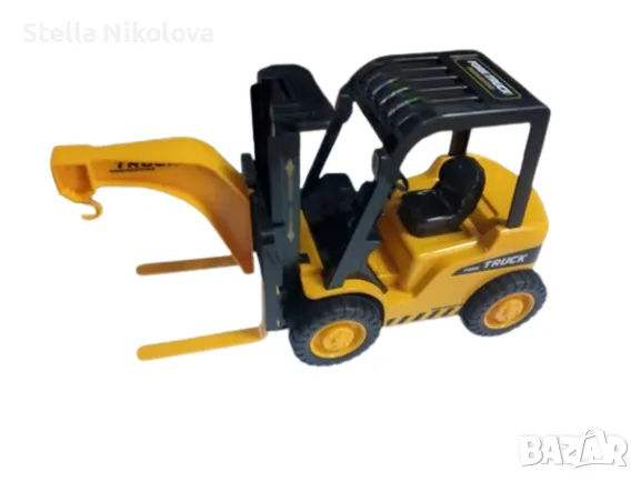 Движещ се мотокар, звуци,вдигане и сваляне на вилиците, снимка 1