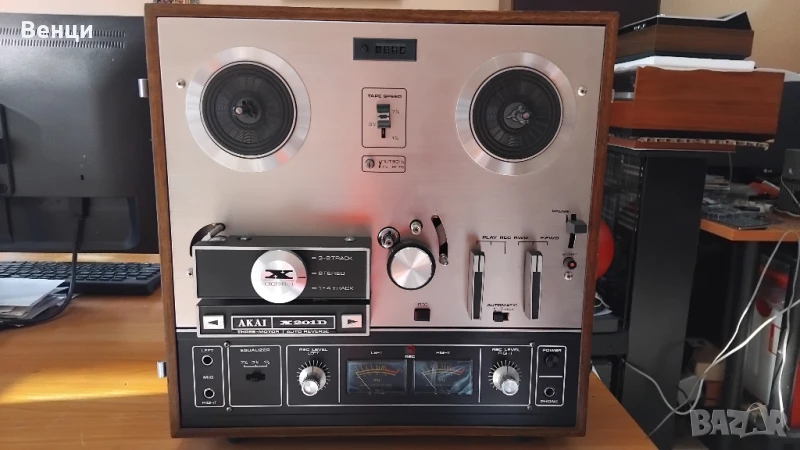 AKAI X-201-D, снимка 1