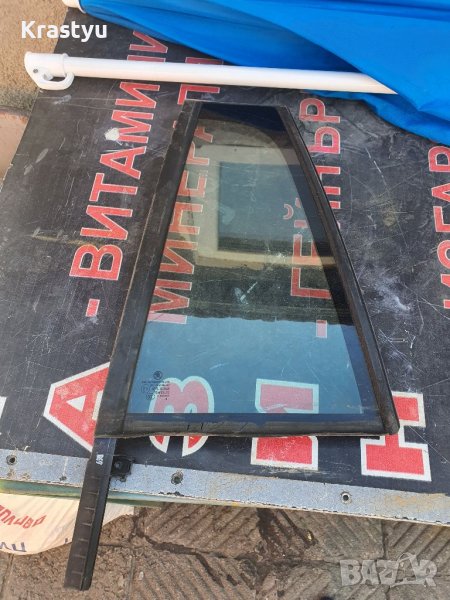 Шкода Октавия 3 задно ляво малко стъкло, снимка 1