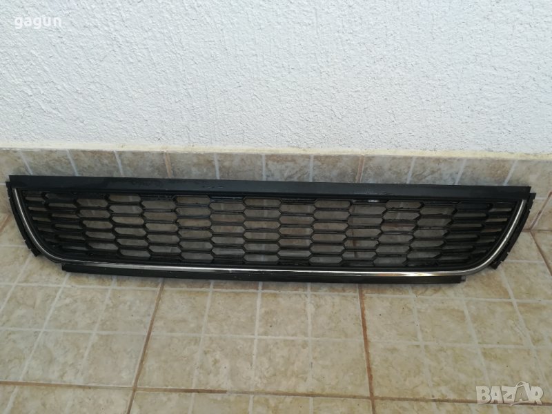 Решетка с Хром Лайсна за Предна Броня Polo 5- 2009-2014г., снимка 1
